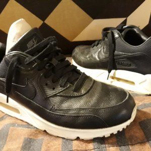 Men's Black NIKE Leather Airmax 11.5